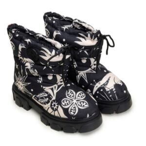 NWT FARM RIO Black Cerrado Sky Lug Sole‎ Ankle Boot In Cerrado Sky